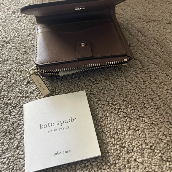 Kate Spade wallet! - Picture 2 of 3